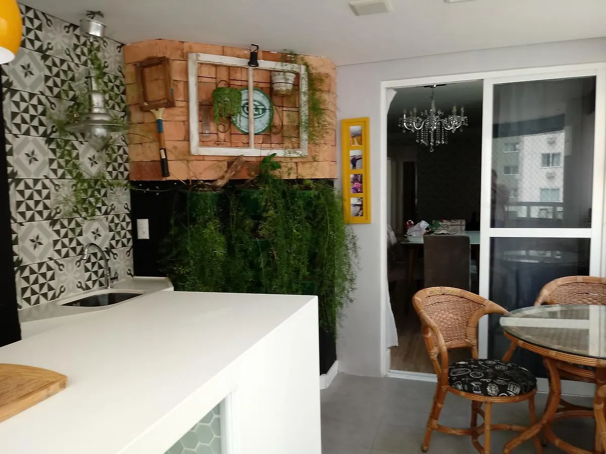 Edficio Carima 3 Dormitorios Balneario Camboriu